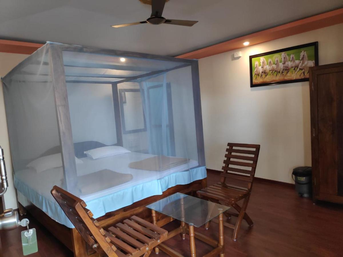 Sea Front Beach Huts Patnem Beach Exterior photo