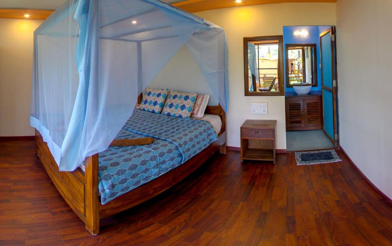 Sea Front Beach Huts Patnem Beach Exterior photo